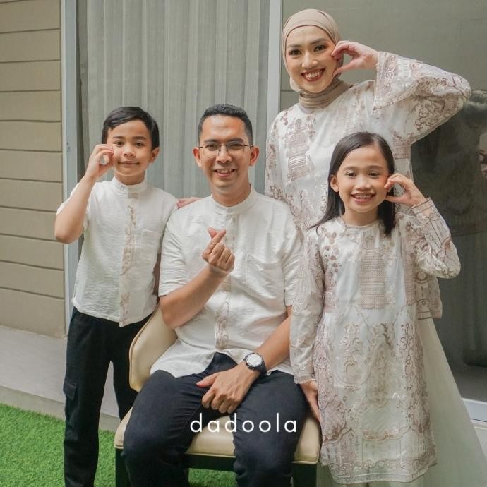 "Premium Family Set for Special Raya" by Dadoola - Medina Series