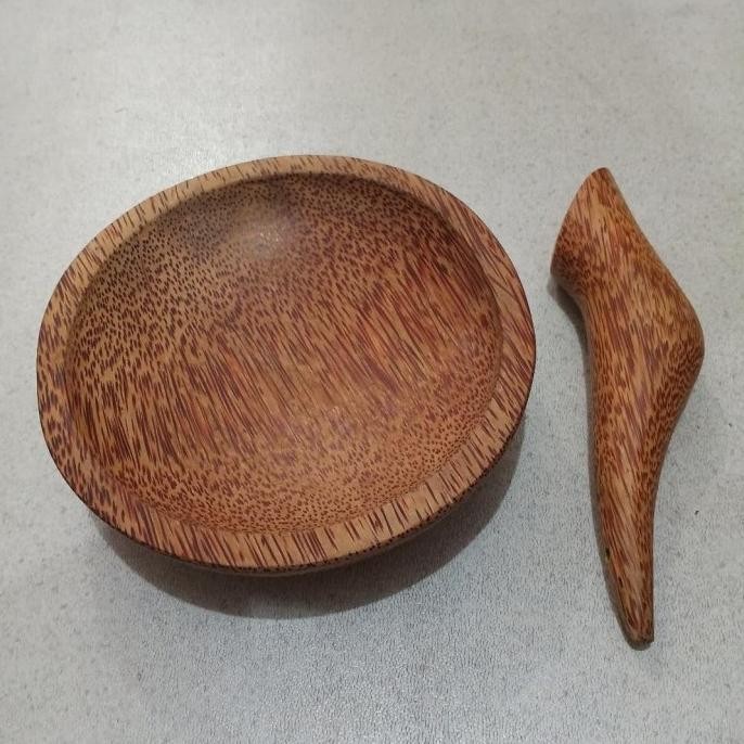 Cobek kayu kelapa + ulekan bulat 20 cm