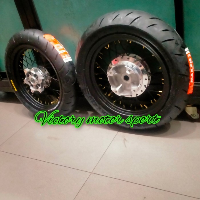 velg set jari jari adv nmax aerox pcx Vario 160 ban Maxxis tubles