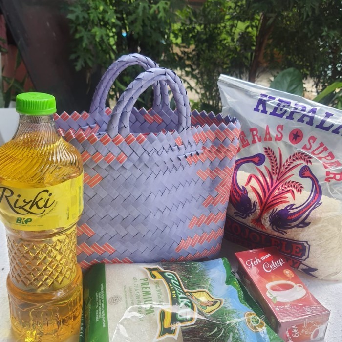 

terbaru NEW Readyy Paket Sembako Hemat Free Tas Anyam