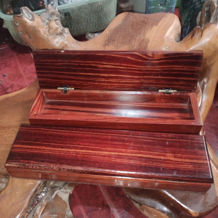 Kotak Kayu Gaharu Zebra Red
