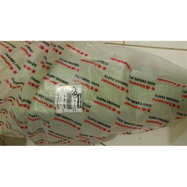 TERLARIS SPAKBOR SLEBOR DEPAN KAWASAKI ZX130 ZX 130 HIJAU ORIGINAL KAWASAKI