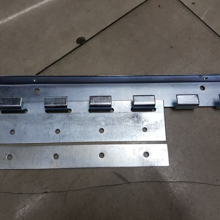 Hanger Plastik Curtain