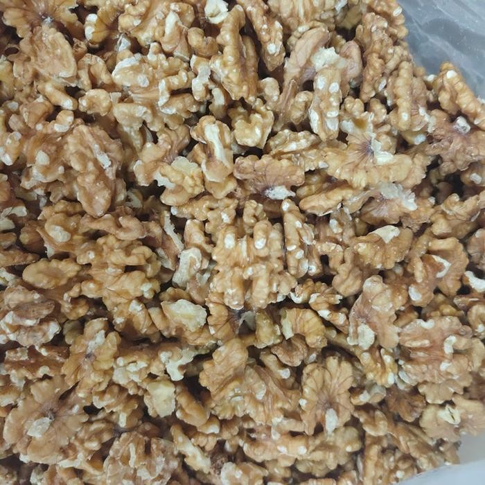 

terbaru !!! 500gr roasted walnut organik - extra light walnut kernel lhp 90% kacang otak premium -