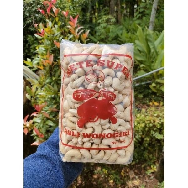 

terbaru !!! kacang mete mentah fresh mede mentah food snacks goreng ready