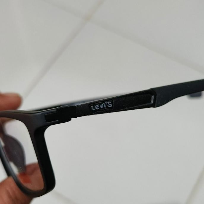 Frame Kacamata Pria Levis All Black Terlaris