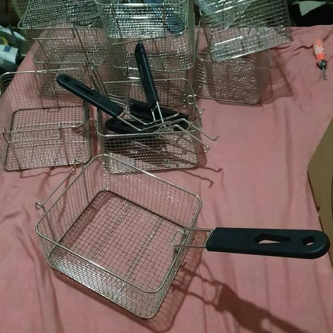 

Saringan Penggorengan Ayam Kentang Deep Fryer Ukuran 20X18X10Cm Original