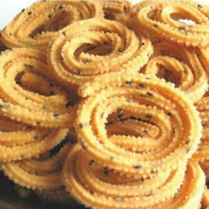 

BIG SALE YG4 SNACK INDIA MURUKKU / MURUKU / MARUKU / CHAKLI GURIH REMPAH SPICE 100G !!!!!