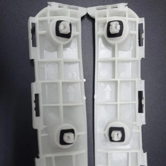 BRACKET BESAR BUMPER BEMPER BELAKANG TOYOTA HIACE 2005-2014 COMMUTER