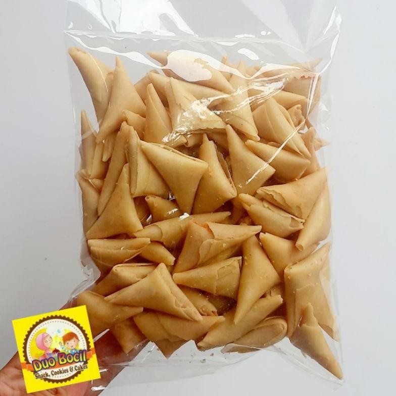 

fg-7 Samosa Abon Ayam Manis Pedas Sarikaya 250 Gram - Duo Bocil Snack Murah