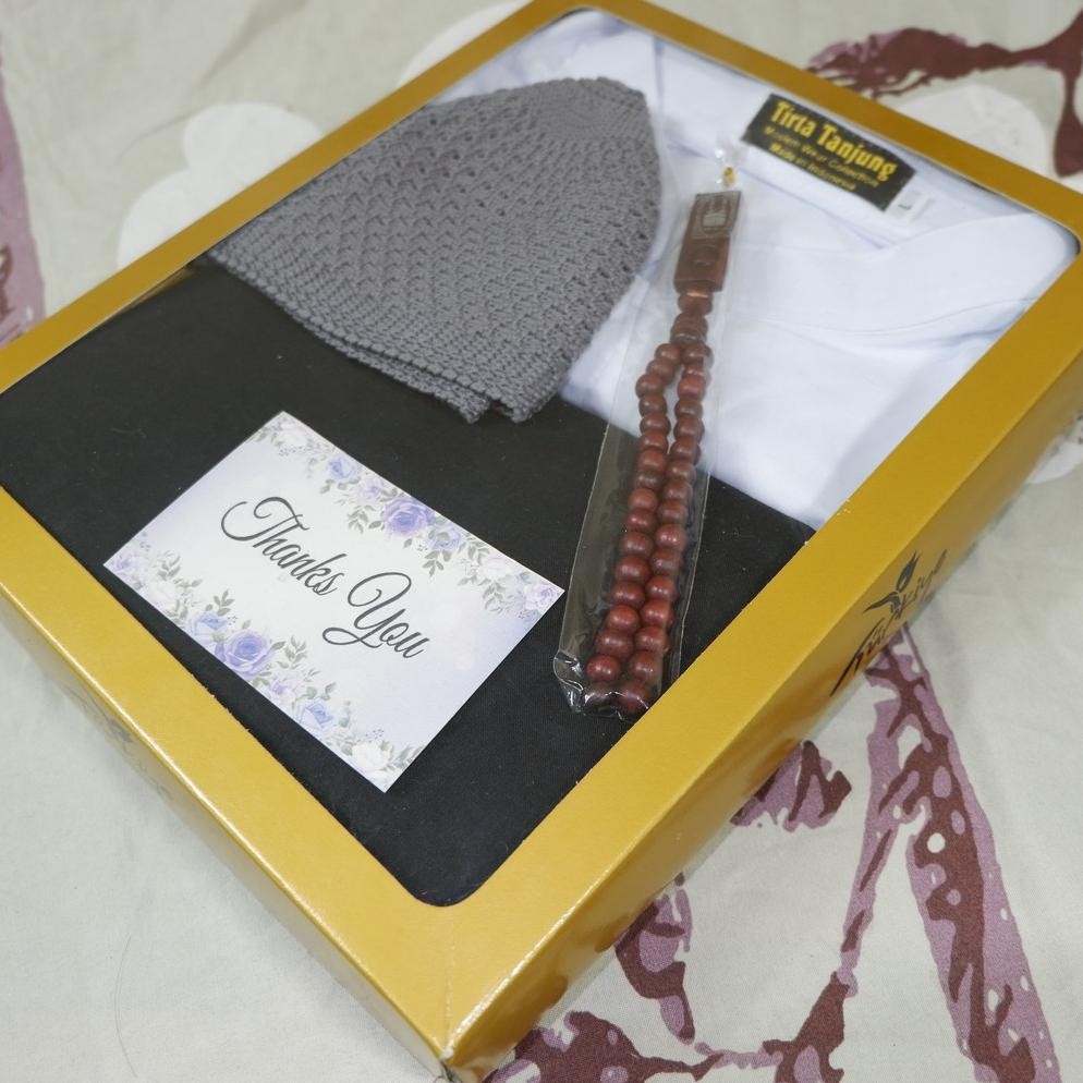 Hampers Kado Lebaran Baju Koko dan Sarung Wadimor Paket Hemat Berkualitas