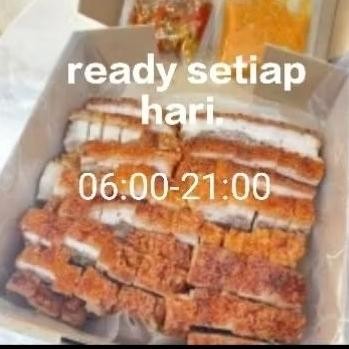 

babi panggang garing + berat bersih matang kemasan 1kg.sambal matah . ( ready setiap hari )