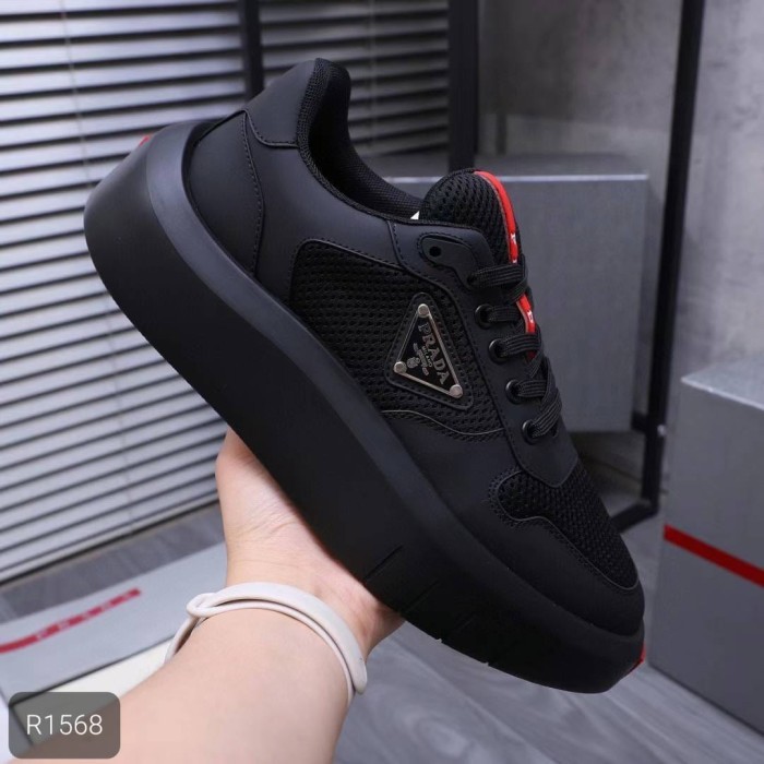 Prada All Black Sepatu Kulit Sneaker Hitam pria Sepatu casual formal footstep footwear - Hitam,