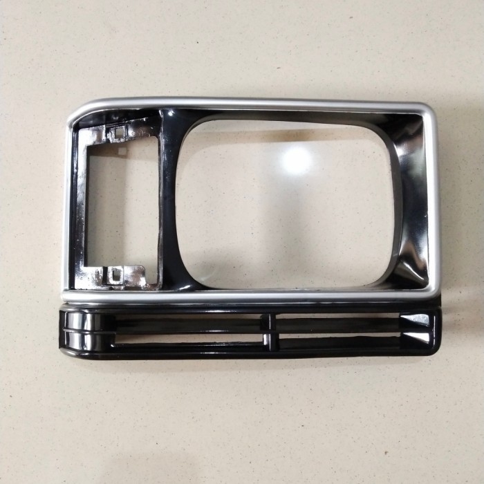 Ring Lampu L300 Kanan H&S Kanan Variasi Lampu L300