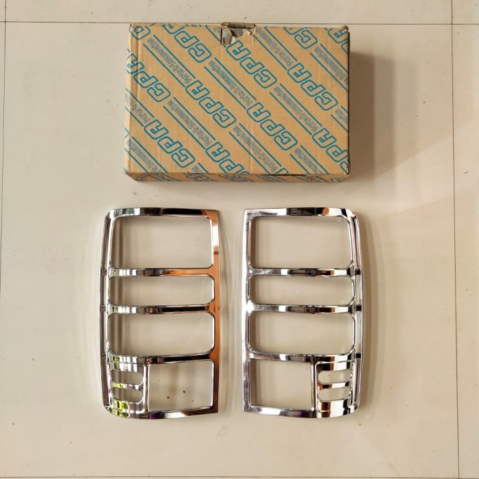 Garnis Lampu Belakang Kijang Grand Chrome Lampu Kijang Grand