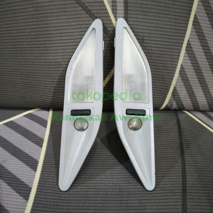 Lampu Pilar C Bmw E39 Kiri - Kiri