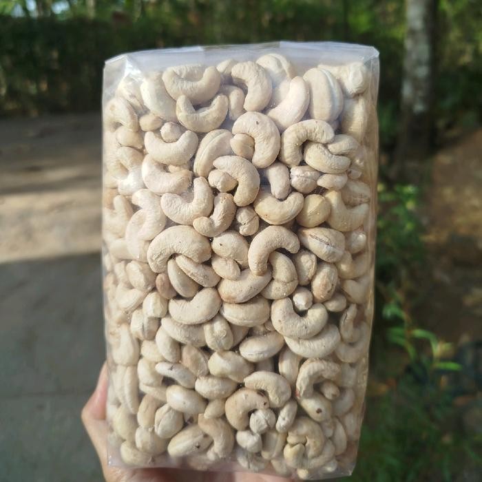 

BARANG TERLARIS Kacang Mete Kualitas Super Fresh Food Snack Mede Wonogiri