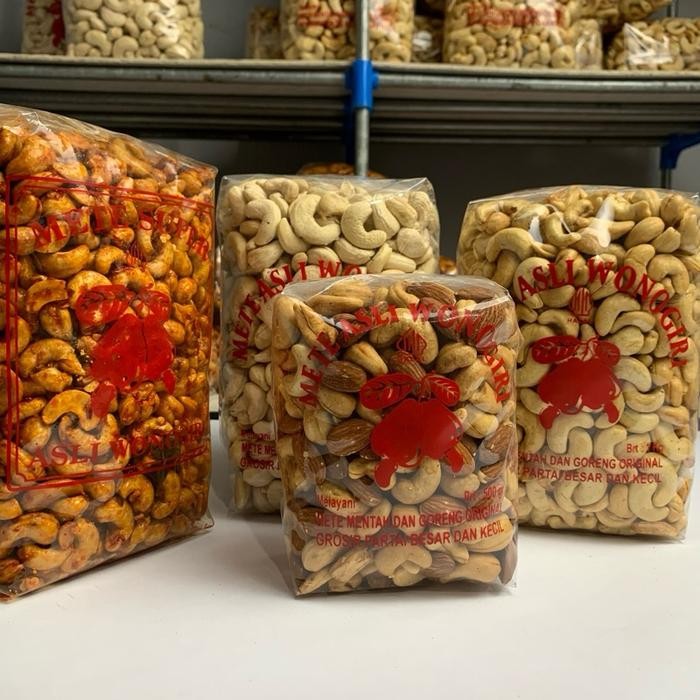 

BARANG TERLARIS 1 KG PAKET HEMAT 2 RASA KACANG METE ASLI WONOGIRI Snacks