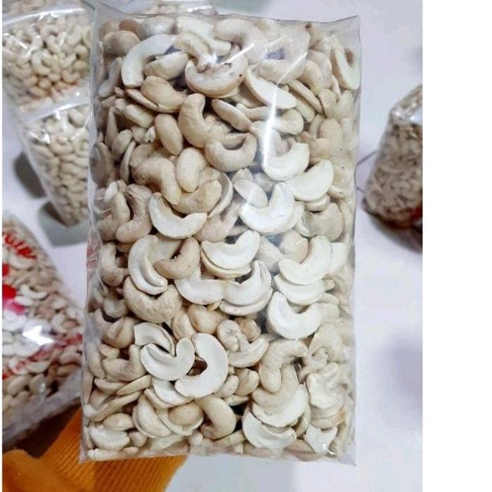 

BARANG TERLARIS belah 2 kacang mede split mede belah 2 berat 1kg Goreng Kering