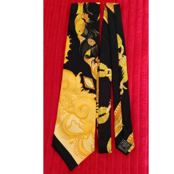 Preloved Dasi pria Gianni Versace original .