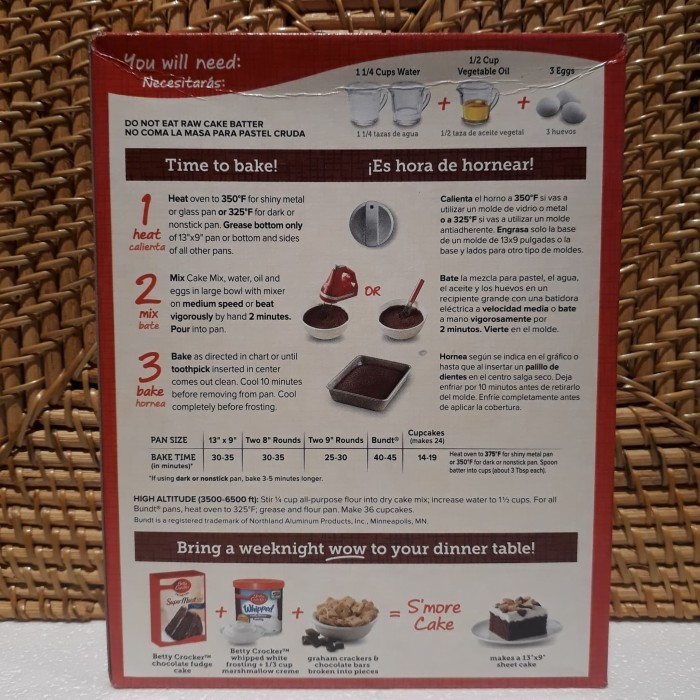 

BARANG TERLARIS BETTY CROCKER SUPER MOIST CAKE MIX CHOCOLATE FUDGE 432 GR