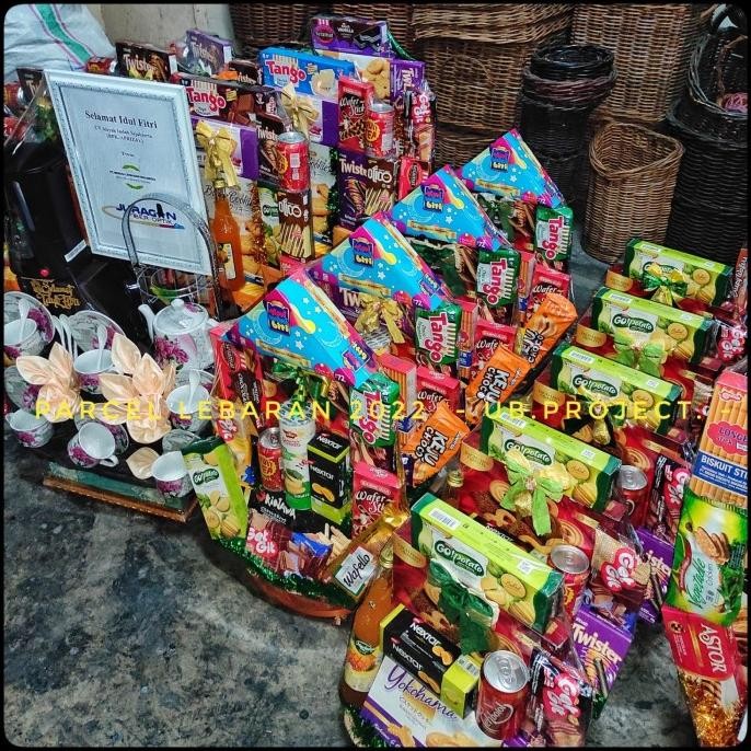 

PARCEL NATAL DAN TAHUN BARU HAMPERS