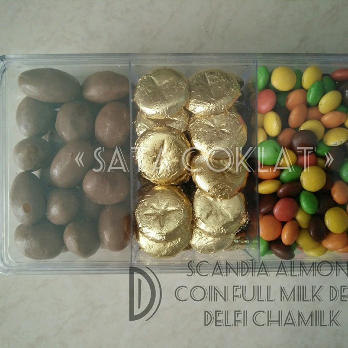 

Parcel Lebaran Coklat Toples Sekat 3 Mix D Murah