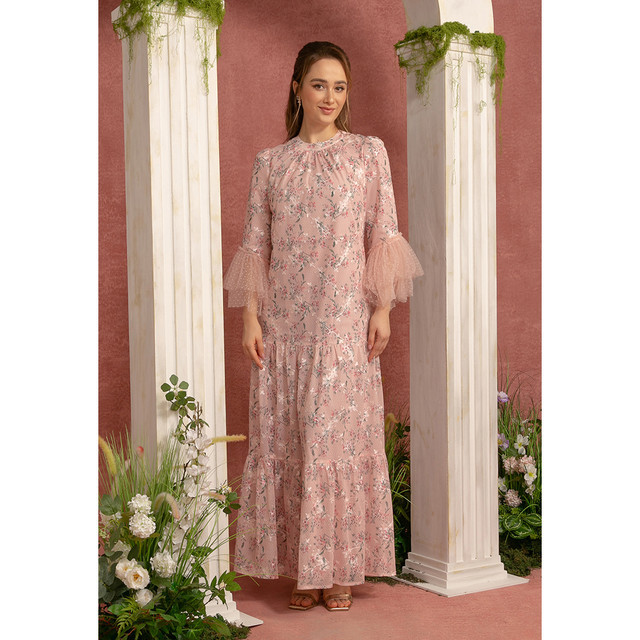 Zalia Printed Lace Tiered Dress Wanita