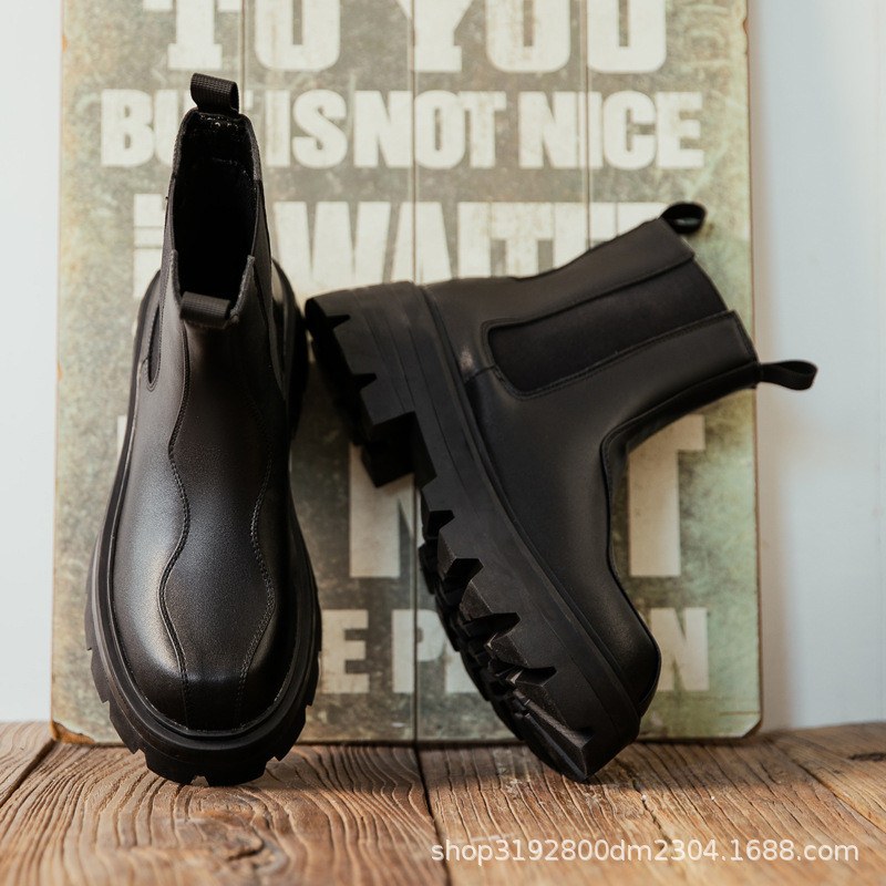 Sepatu Bot Tinggi Retro Inggris Sol Tebal Martin Boots Pendek