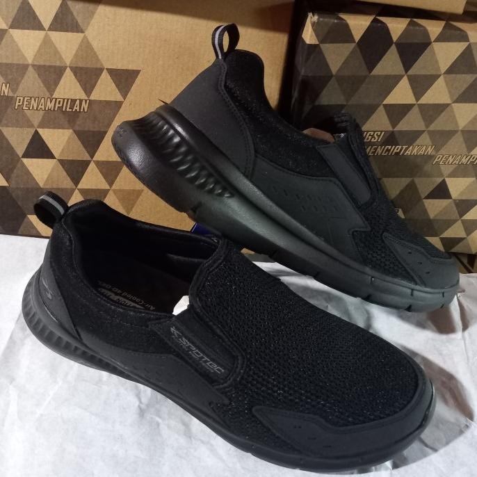 Promo sepatu slip on pria Merk Spotec original alpine hitam polos COD