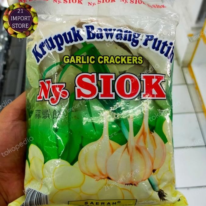 

KERUPUK BAWANG PUTIH | GARLIC CRAKERS NY,SIOK | NYONYA SIOK | 500 GR ORIGINAL
