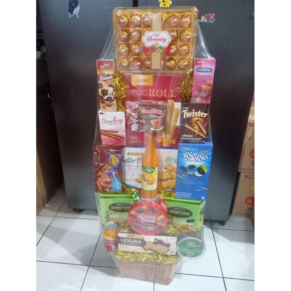 

Parcel Lebaran Makanan Snack 2024 (18) Hampers Murah Meriah