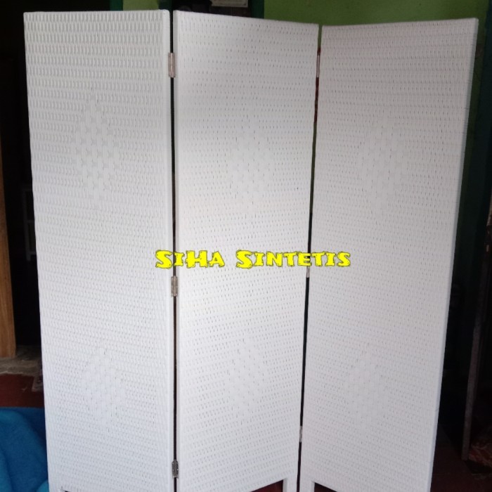 Partisi Sketsel Penyekat ruangan Lipat rotan sintetis 50170cm