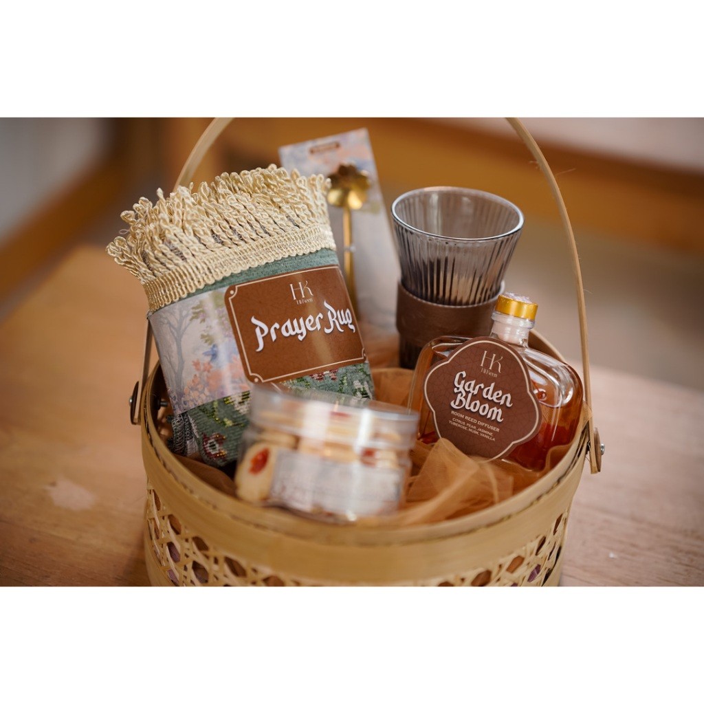

NEW PRODUCT Hikeen Bingkisan Lebaran Idul Fitri Hampers Eid 2025 hampers estetik bingkisan mewah