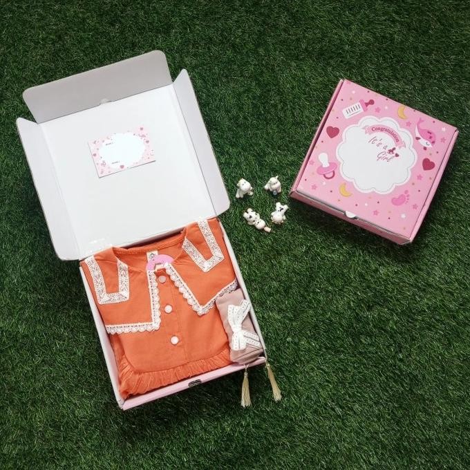 

New Arrival, Hampers Special Lebaran Kado Bayi Perempuan Gamis Tile Umur 6-18 Bulan