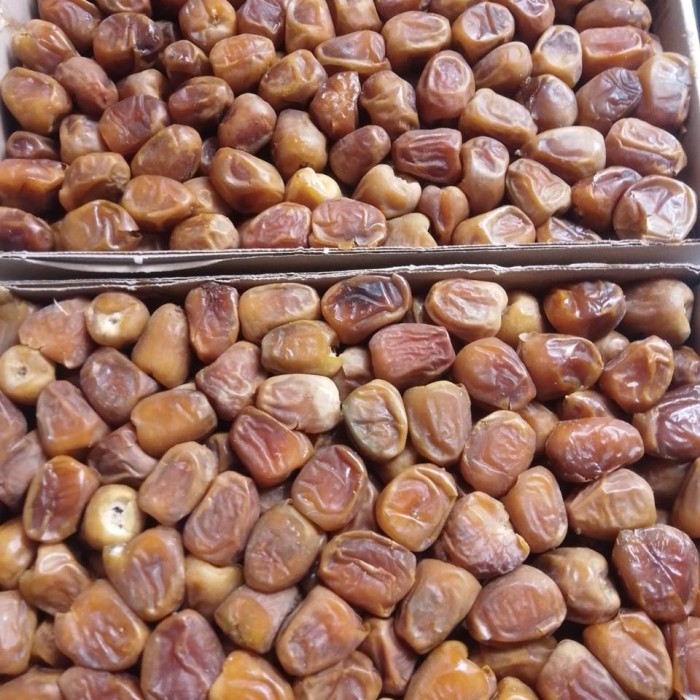 

Kurma Sukari basah Al qoshim 3kg