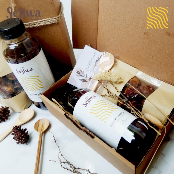 

New! Hampers Paket Madu Kurma SEJIWA 2 LebaranIdul FitriIdul adhaHadiah Idul Fitri