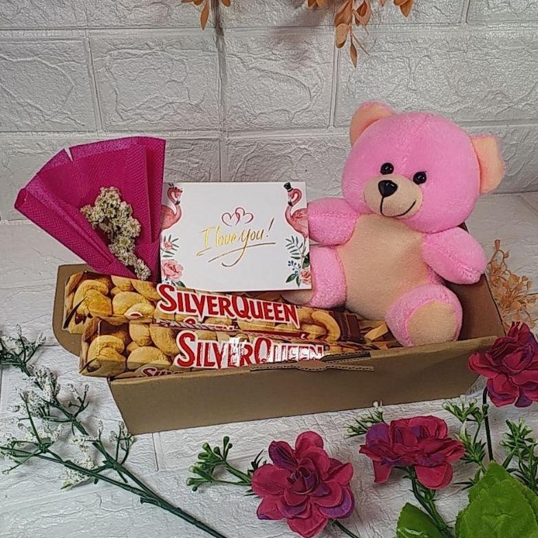 

ORIGINAL Hampers Valentine Hamper Hari Kasih Sayang Hampers Ultah Cewek Hampers Anniversary Hampers Wisuda Kado Valentine Kado Ultah Wanita Kado Anniversary Kado wisuda Hadiah Ultah Wanita Hadiah Anniversary Hadiah Wisuda Gift Box wanita Hadiah Natal df-7