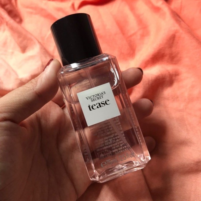 Populer Victoria'S Secret Vs Noir Tease Body Mist 75 Ml