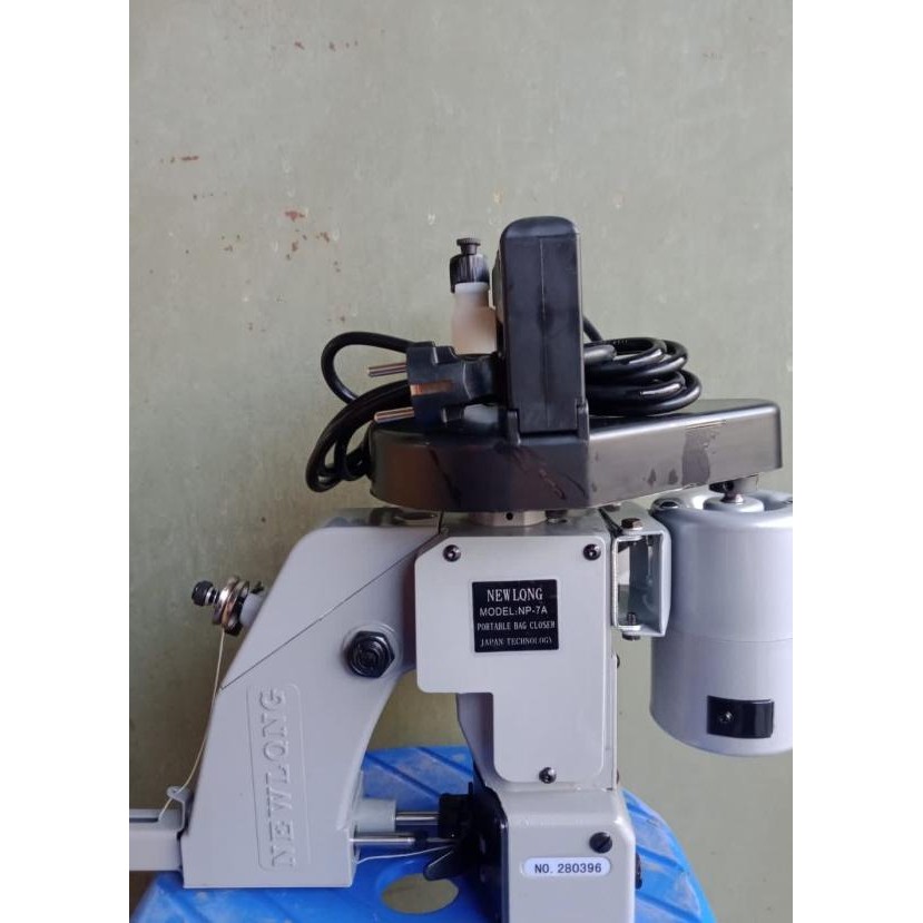 

Mein Jahit Arung Newlong Np7A Portable Bag Cloer