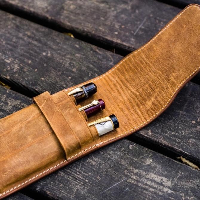 

GALEN LEATHER FLAP PEN CASE