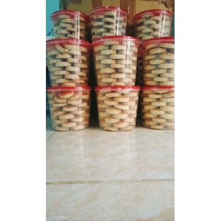 

VIRAL kue kacang jember berat 1kg /kue kering -79