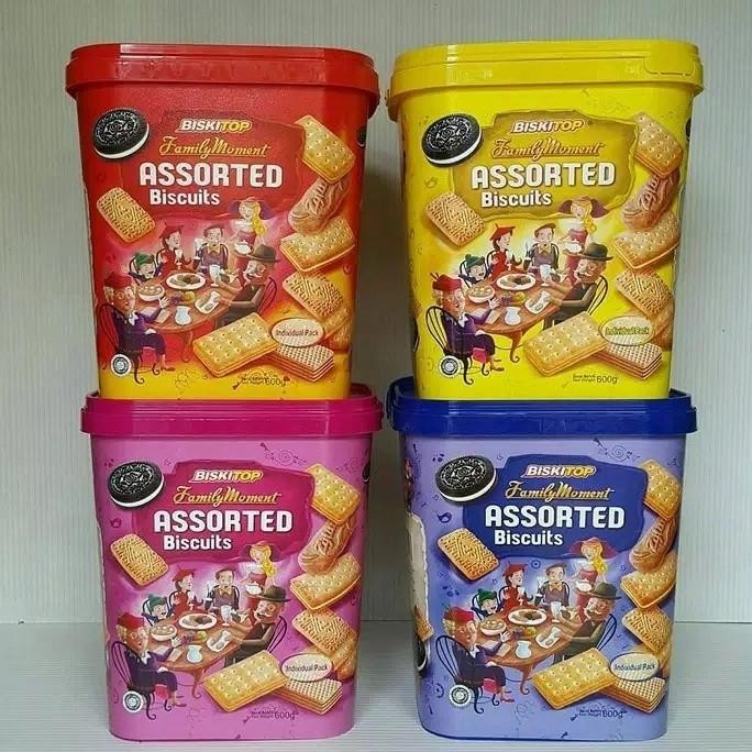

BISA COD Biskitop Family Moment 600gr /Biscuit Kaleng Lebaran/ Kue Lebaran fb-4