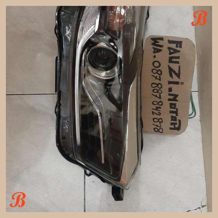 | SN | HEADLAMP LAMPU DEPAN MOBIL HONDA MOBILIO BRIO RS 2018 2019 2020 2021 FACELIFT ORIGINAL