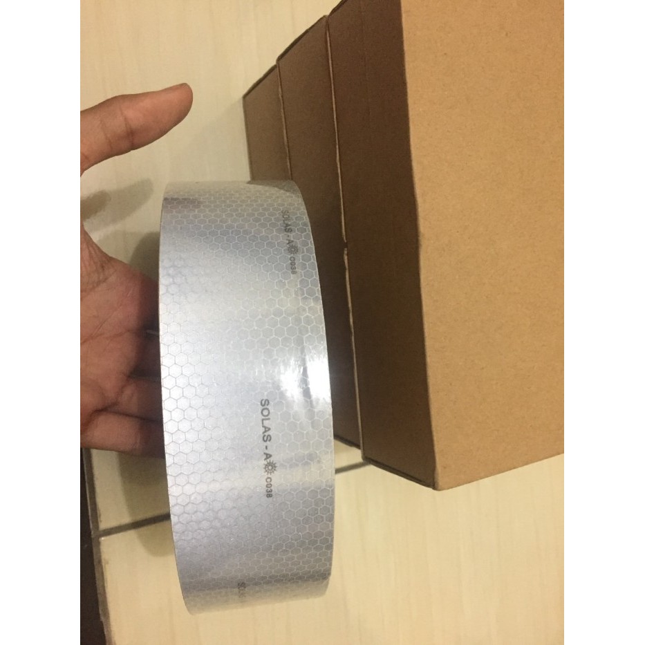 

REFLECTOR TAPE SOLAS