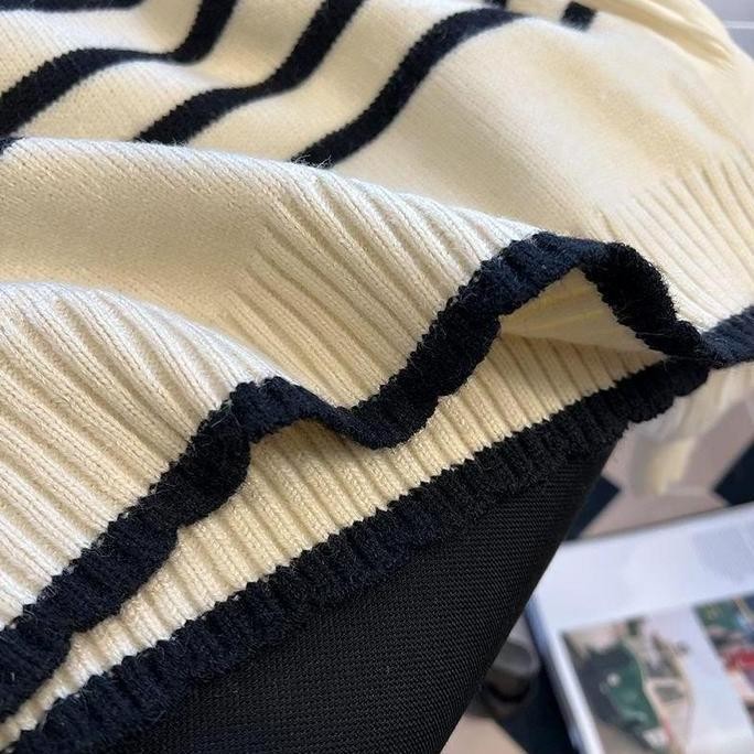 

[ Racun Lingerie ] Knitwear Crop Atasan Fashion Oversize Basic Wanita Korean Style Modern Long Sleeve Blouse Motif Garis Garis Spandeks Rajut Import Bubble Top Original