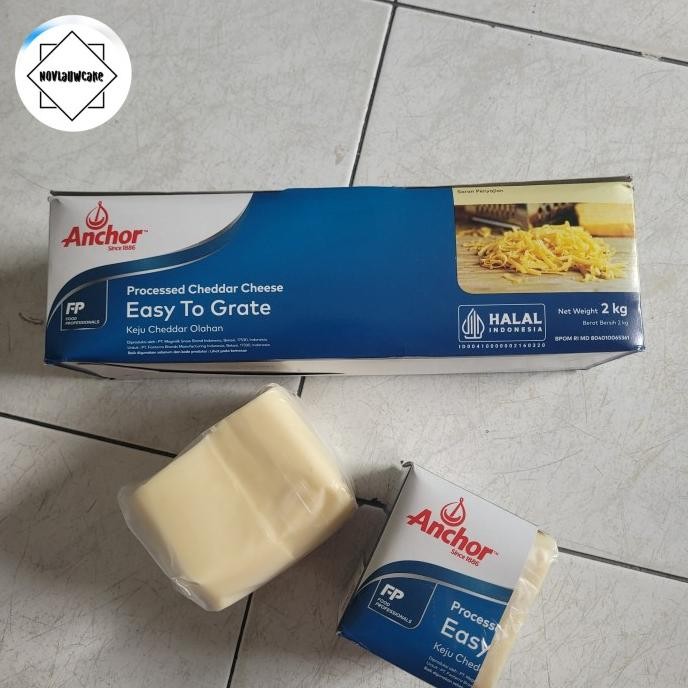

SIAP KIRIM KEJU ANCHOR CHEDDAR CHEESE REPACK 500GR