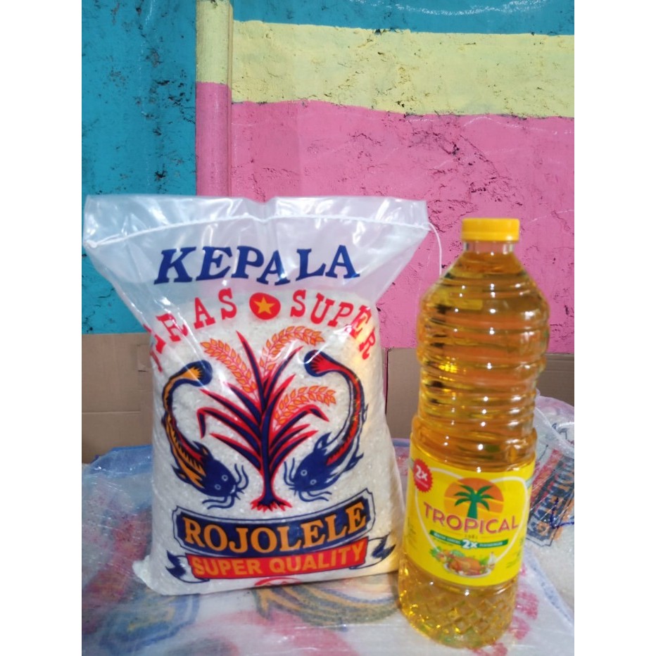 

Paketan Sembako Beras Rojolele 5 Liter + Minyak 1 Liter