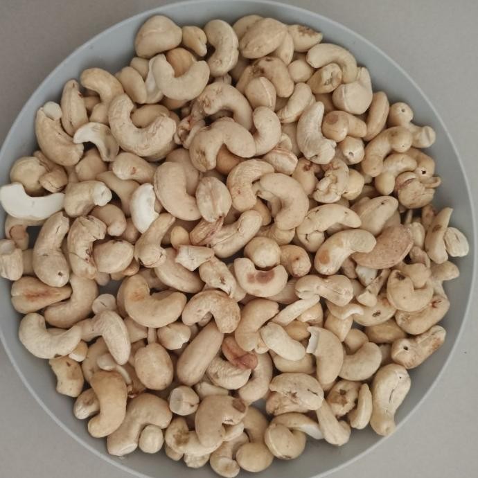 

Promo Kacang Mede, Mete, Mente Mentah 1 Kg