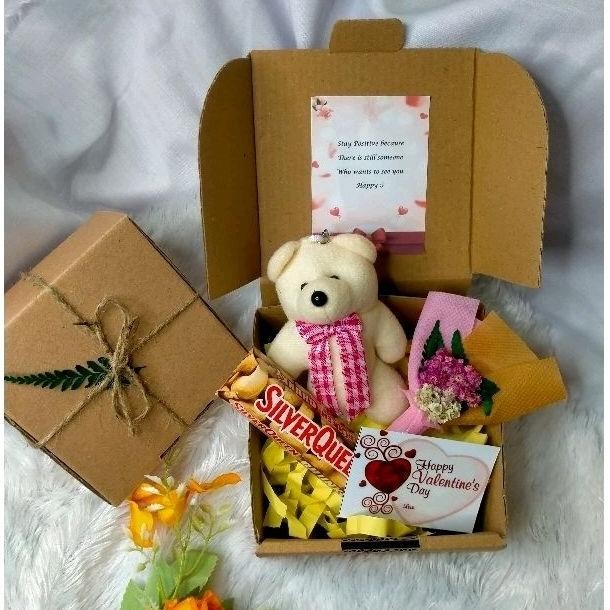 

COD SWEET MINI GIFT BOX/ HAMPERS COKLAT VALENTINE/ KADO ULANG TAHUN DLL He-87
